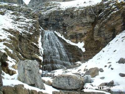 Cascada Cola de Caballo en Ordesa; trekking semana santa